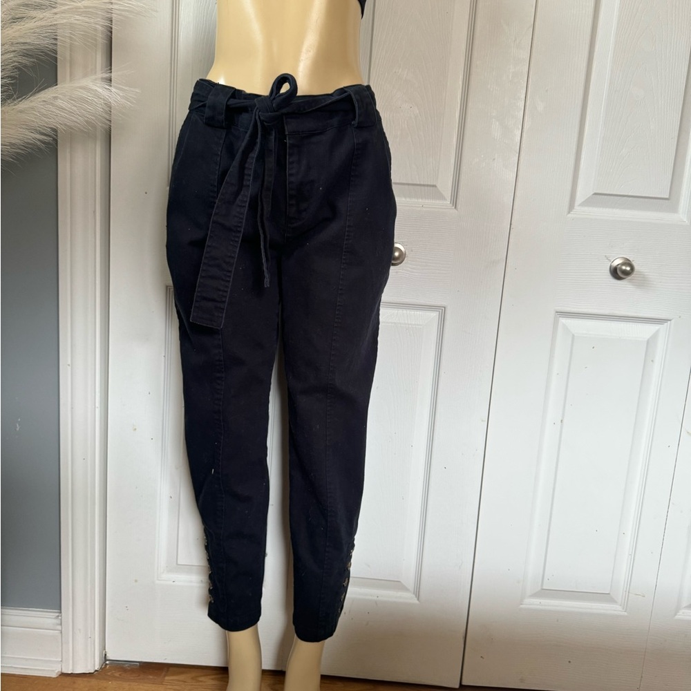 Who what wear jeans belted size 6